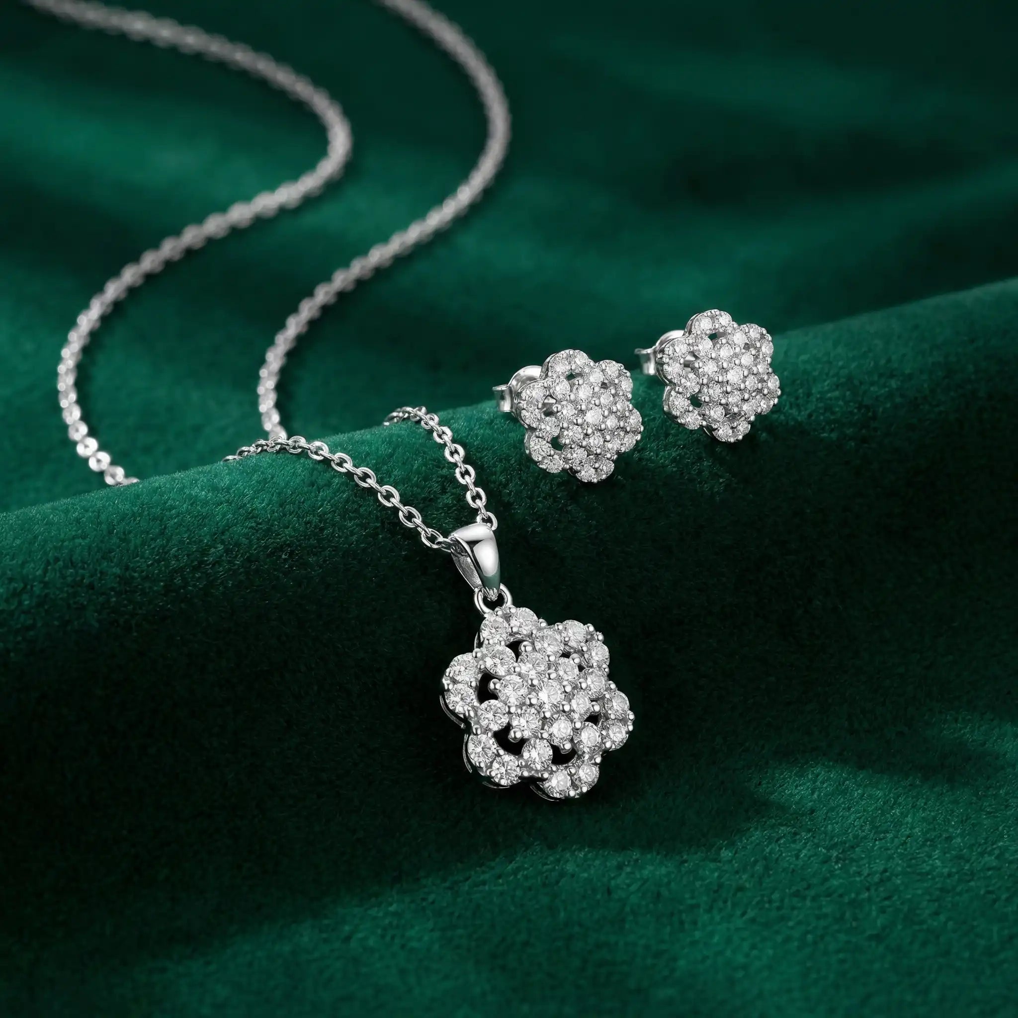 Elara Bloom Pendant Set