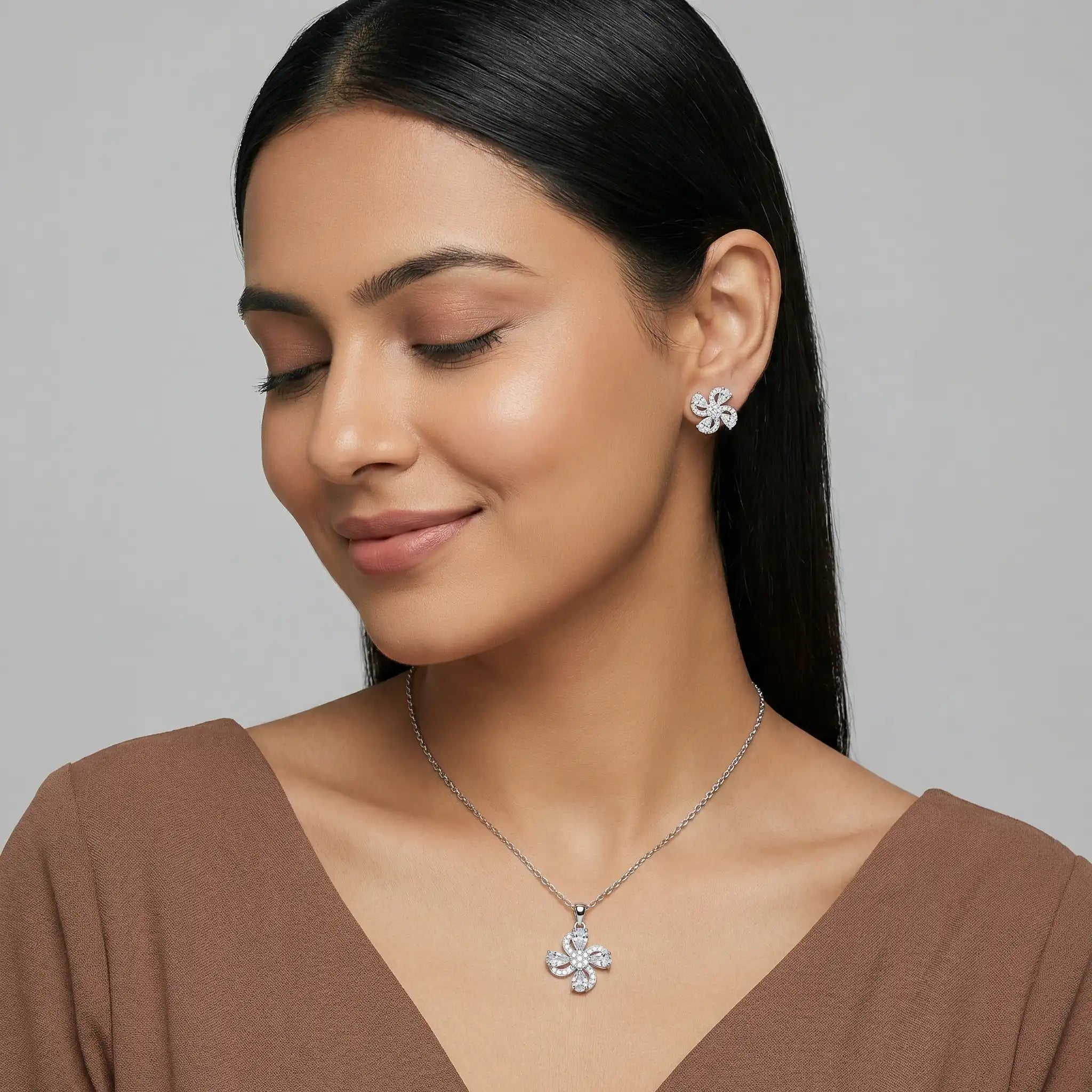 Serena Petal Pendant Set